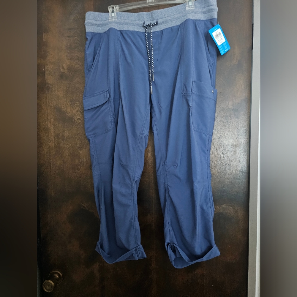 Columbia hiking pants size xl